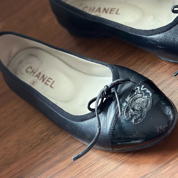 Authentic ballerina CHANEL flats (size 6.5 US/37 EU) - Picture 5 of 6